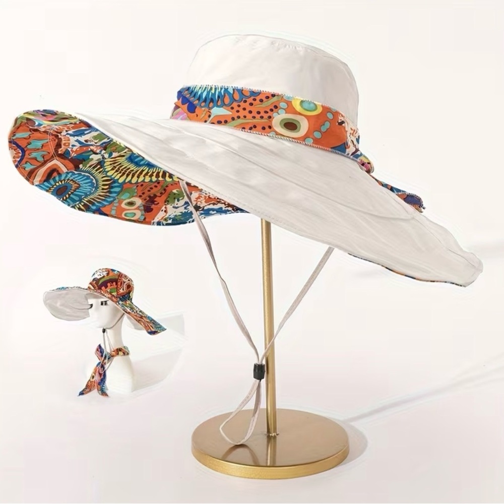 White and Multicolor Women's Sun Hat
